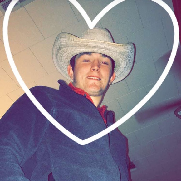 Meet your Posher, Clayton - Picture 1 of 1